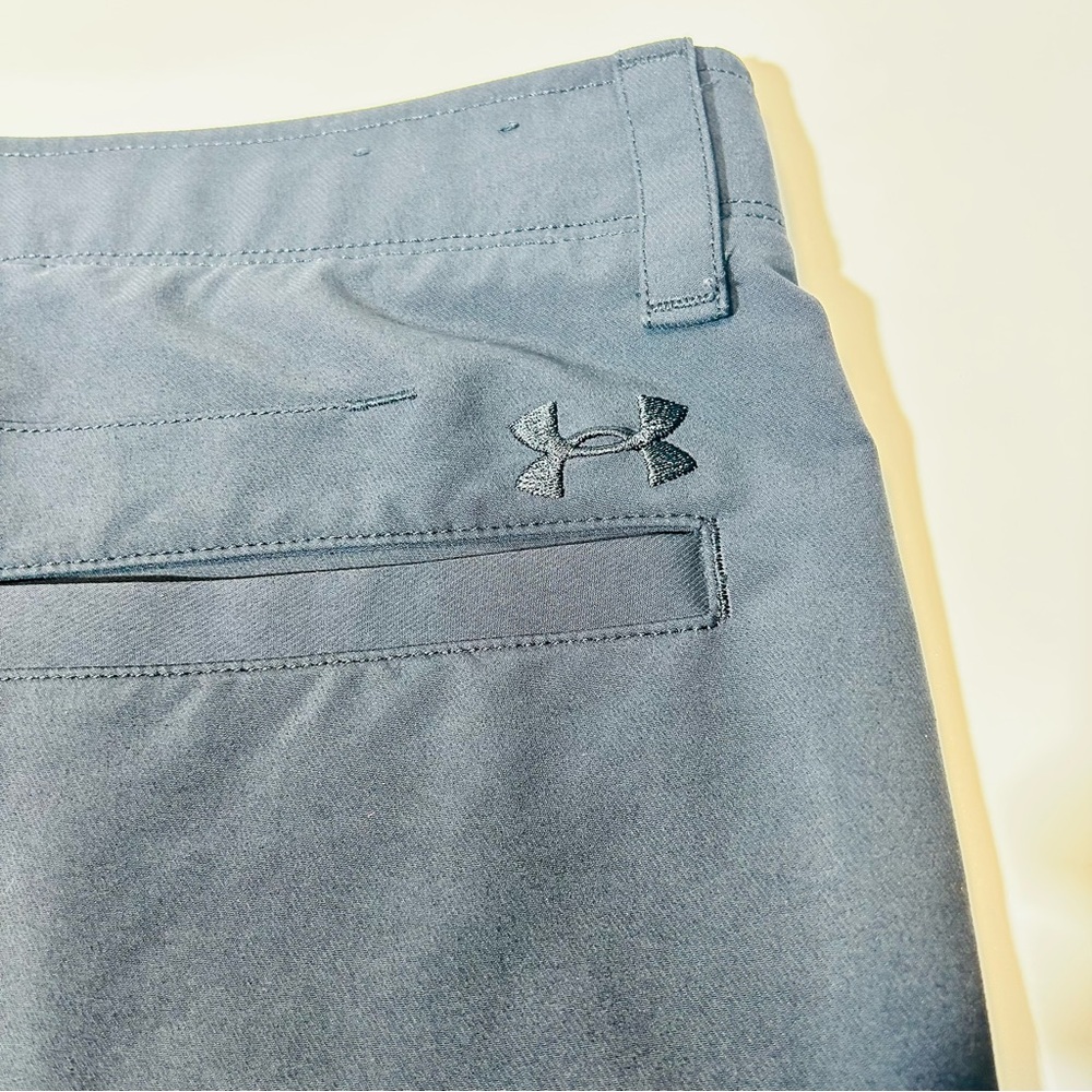 Under Armour golf shorts Heat Gear golf shorts loose fit black men Size 36 - Picture 7 of 7